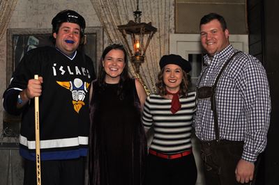 1Greg Holmes Elizabeth Adkins Sarah Mouton And John Wooldridge